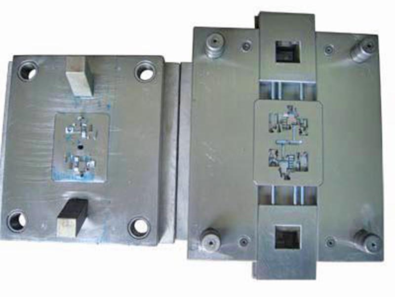 贵德精密塑料模-01